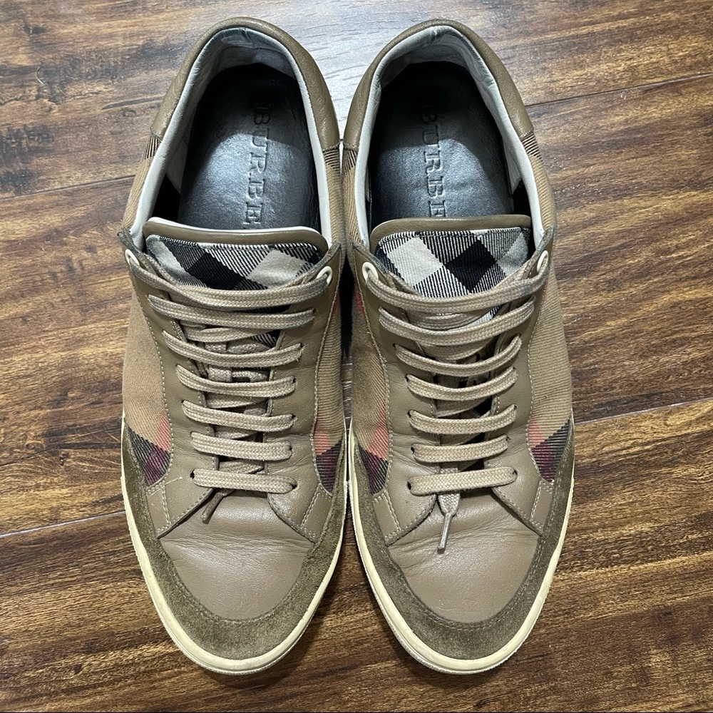 Burberry Men Shoes Size 8